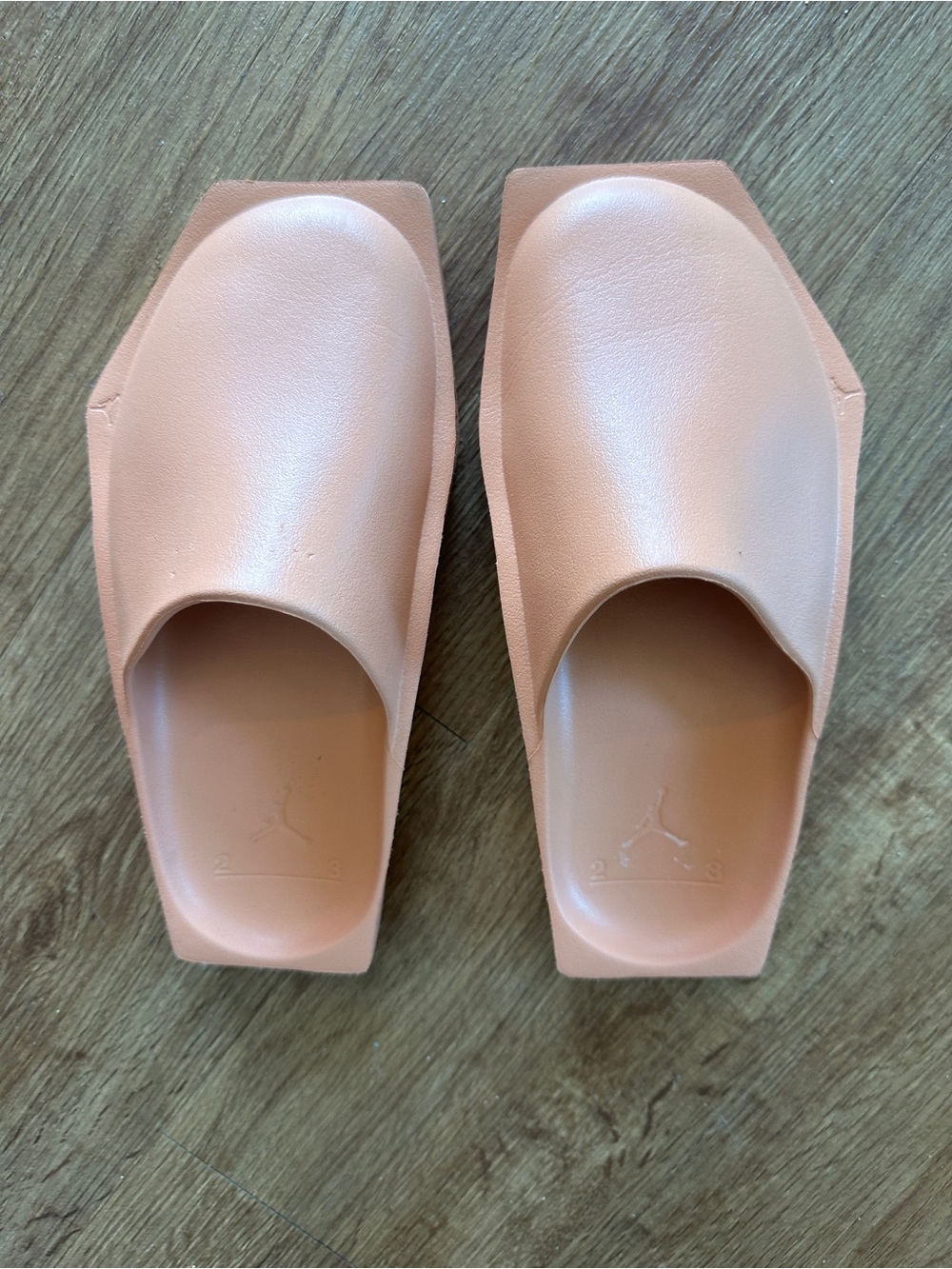 Jordan Women’s Hex Mule in Amber Brown (Peach)